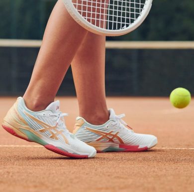 На что стоит обратить внимание при выборе теннисных кроссовок?