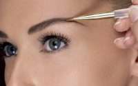 Брови и ресницы: комплексный уход