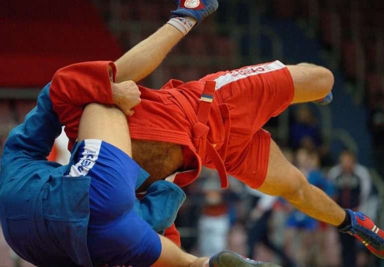 Самбо и боевое самбо: в чем разница и как выбрать направление