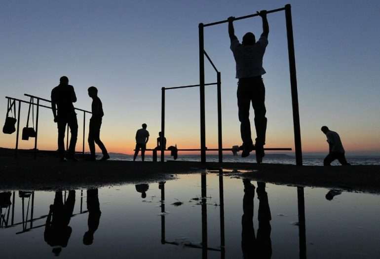 Влияние уличного воркаута на здоровье: преимущества и риски