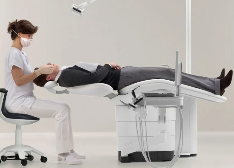 Эргономика в стоматологии: как конструкция установки влияет на здоровье врача