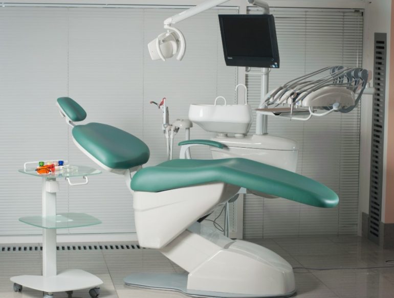 Как выбрать стоматологическое кресло